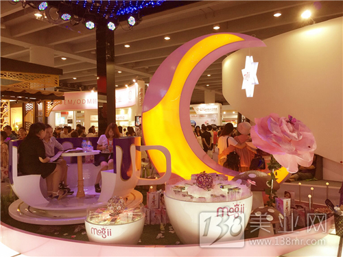 盘点第43届美博会那些特别抢眼的展馆(图2) 盘点第43届美博会那些特别抢眼的展馆(图2)