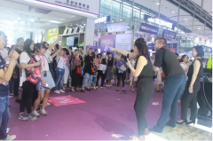 第45届美博会圆满落幕,古瓷摇摇小酒瓶